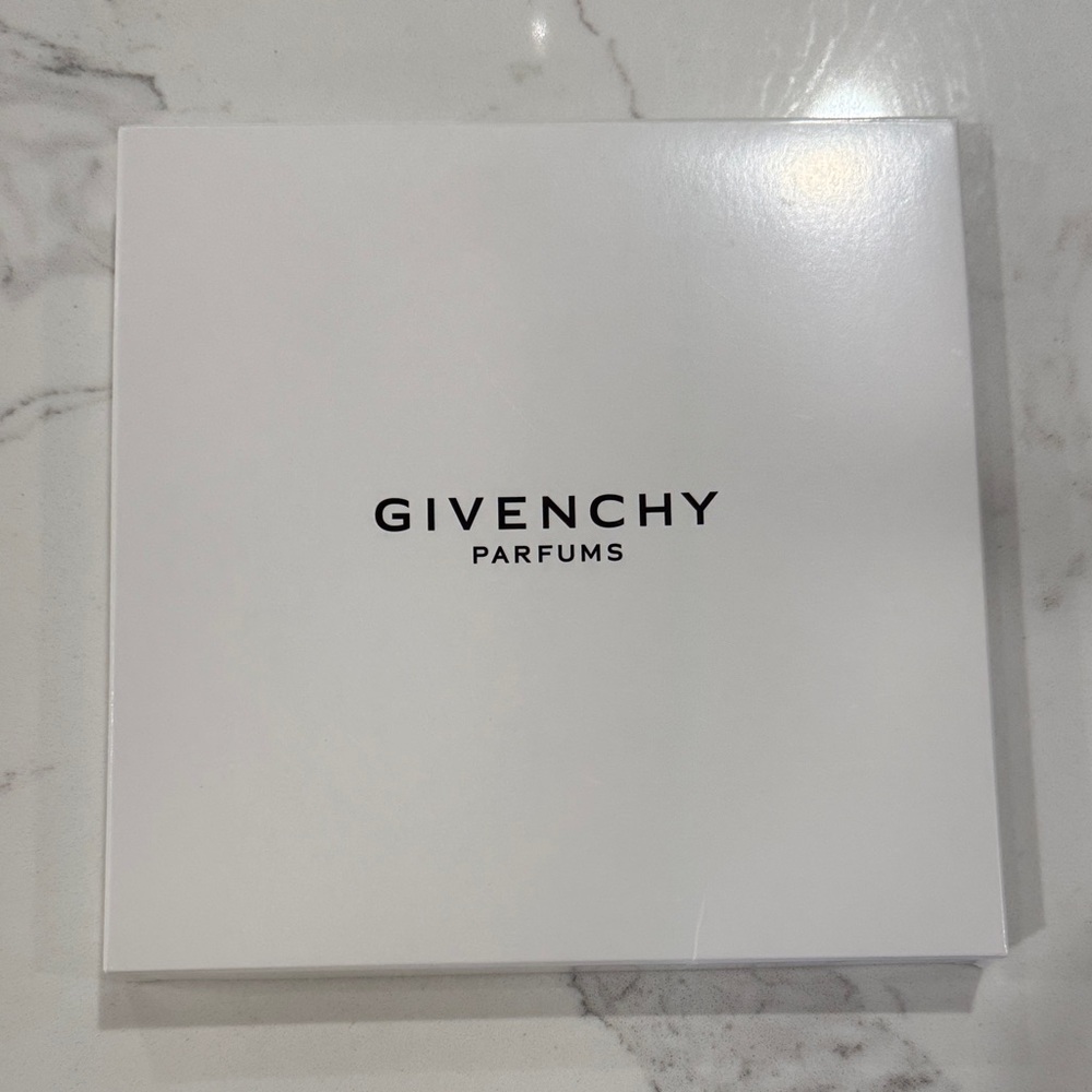 Givenchy Glove Towel